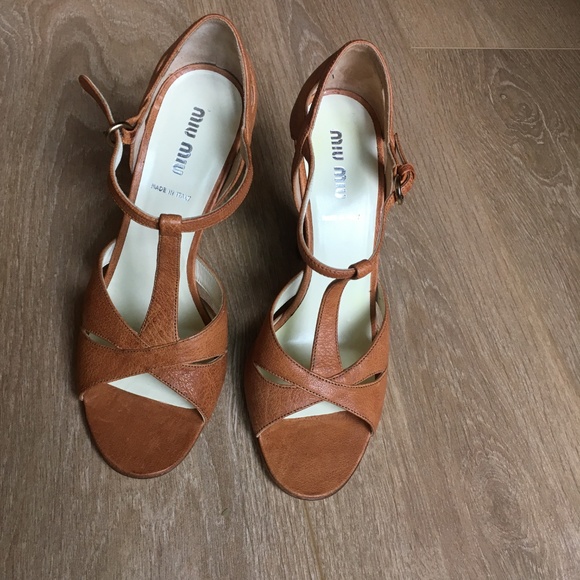 Miu Miu - Picture 3 of 4